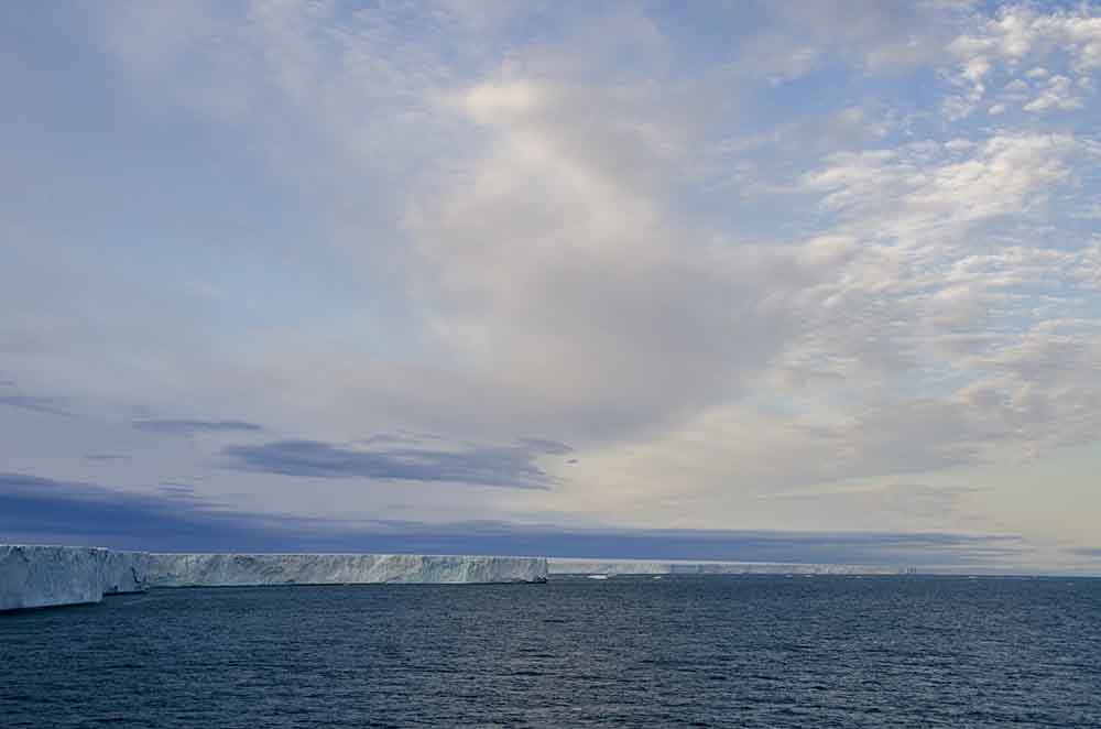 57 - Noruega - islas Svalbard - isla de Nordaustlandet - glaciar Brasvellbreen